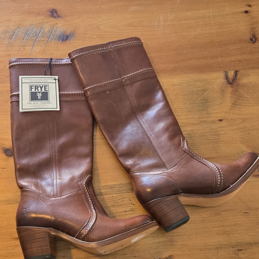 Frye Women's Chestnut Heeled Boots